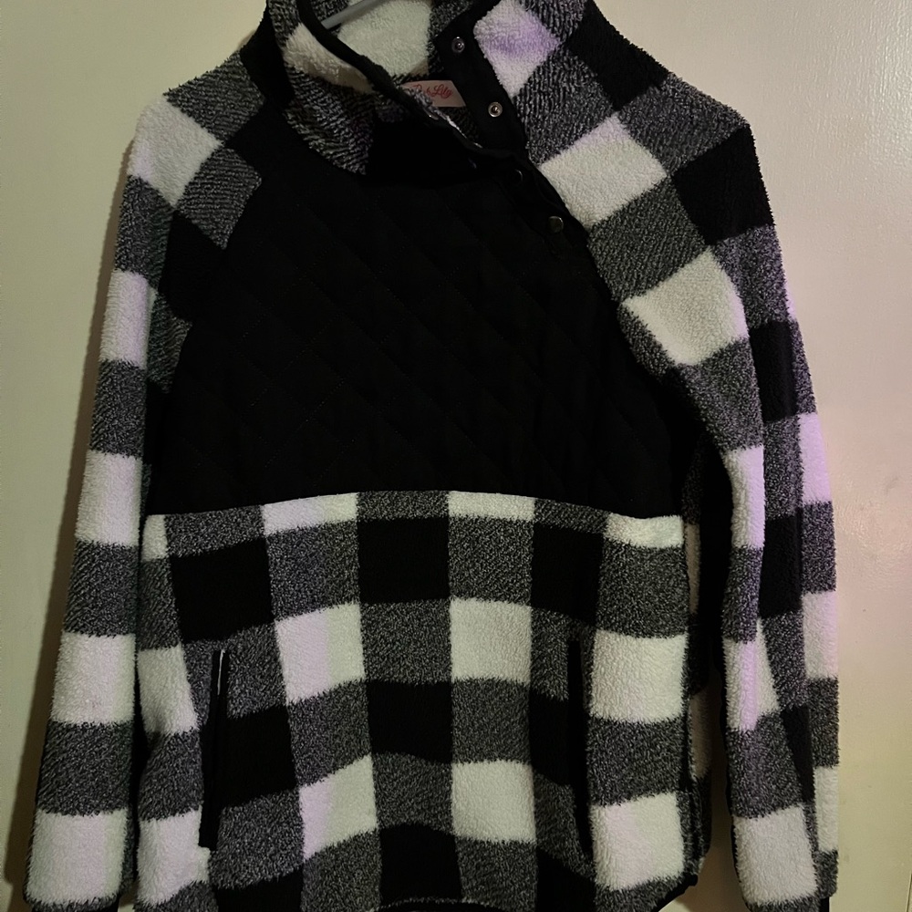Black and White Checkered Women's Sweater